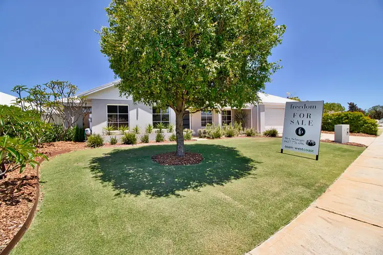 Second view of Homely house listing, 10 Waring Heights, Baldivis WA 6171