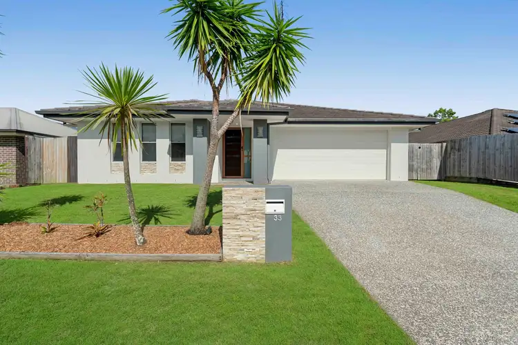 33 Whipbird Circuit, Victoria Point QLD 4165