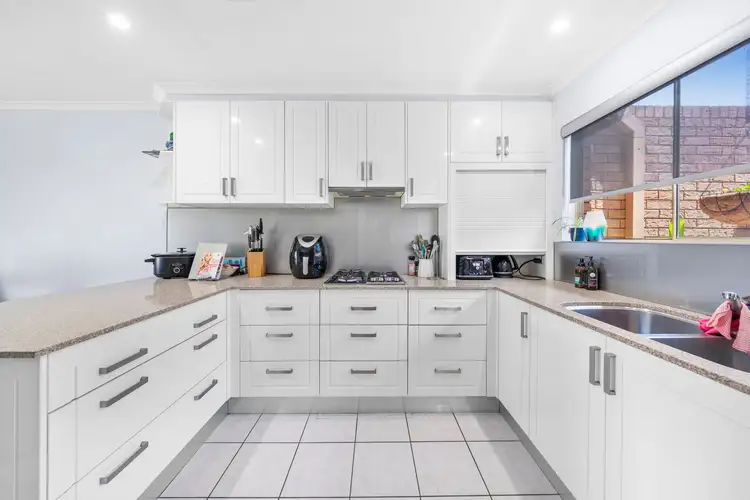 Fifth view of Homely semi-detached listing, 2/11 Armando Street, Alexandra Hills QLD 4161