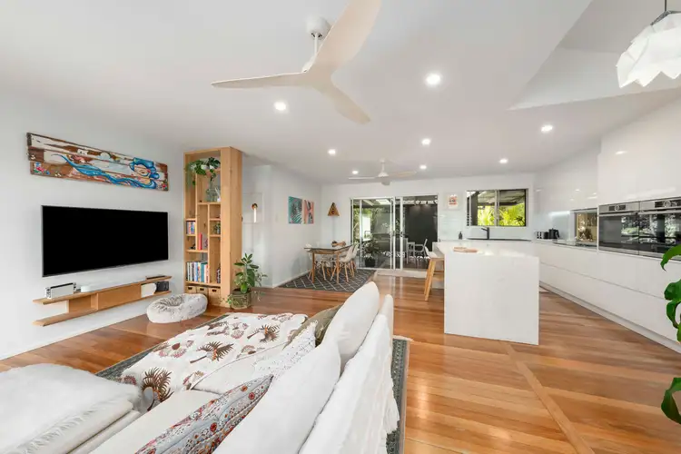 Fifth view of Homely house listing, 2 Garvey Street, Wynnum QLD 4178