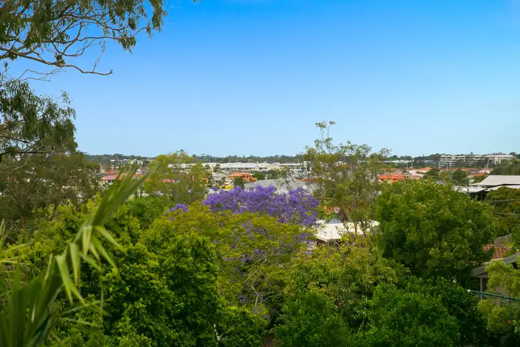 Third view of Homely house listing, 5 Charlotte Court, Ormiston QLD 4160