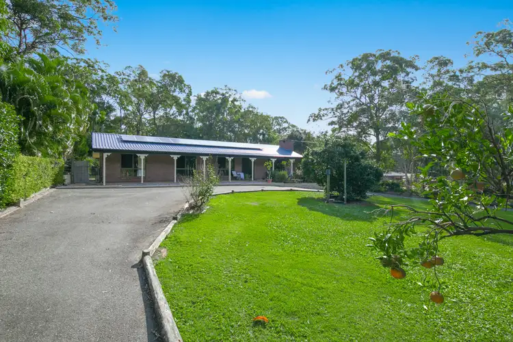 11 Oakwood Street, Capalaba QLD 4157