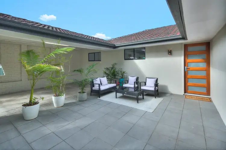 Second view of Homely house listing, 5 Blue Water Avenue, Thornlands QLD 4164
