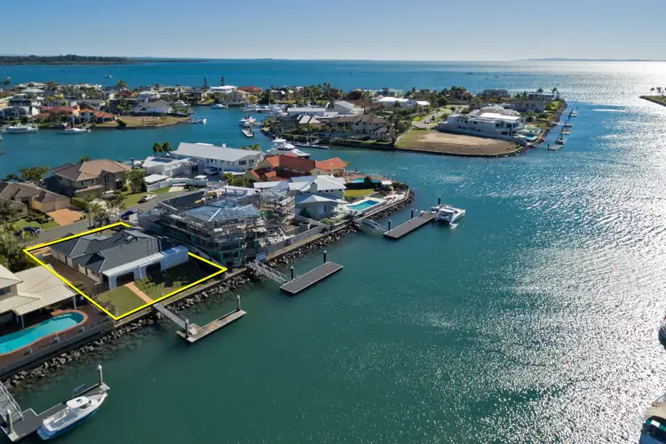 20 Voyagers Court, Raby Bay QLD 4163