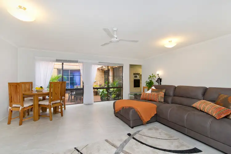 45/10 Melody Court, Warana QLD 4575