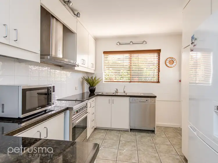 Sixth view of Homely apartment listing, 1/46 Marieville Esplanade, Sandy Bay TAS 7005