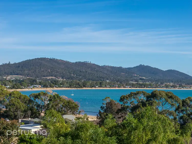 4 Bayside Drive, Lauderdale TAS 7021