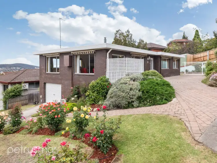 5 Warren Court, Howrah TAS 7018