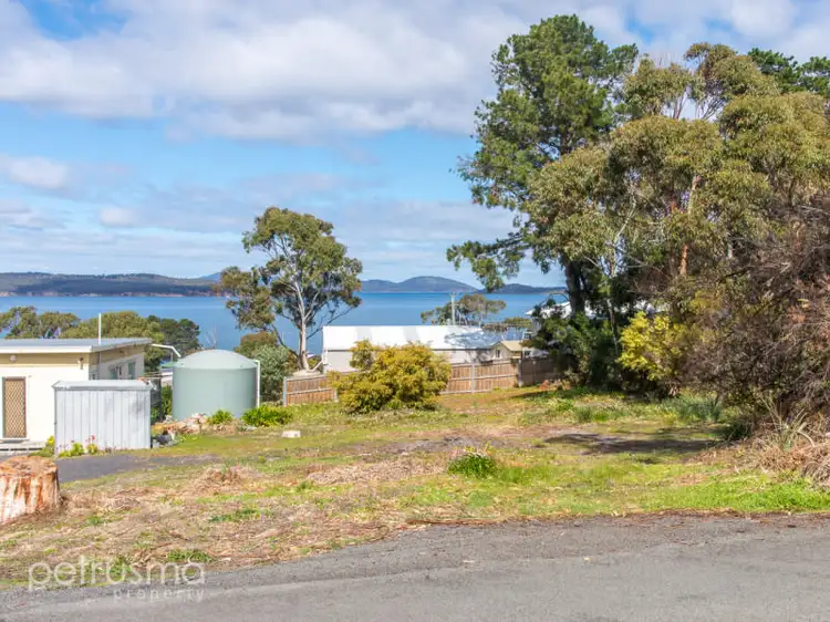 10 Boobyalla Street, Primrose Sands TAS 7173