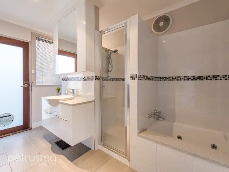 Fifth view of Homely house listing, 2/5 Melaleuca Drive, Blackmans Bay TAS 7052
