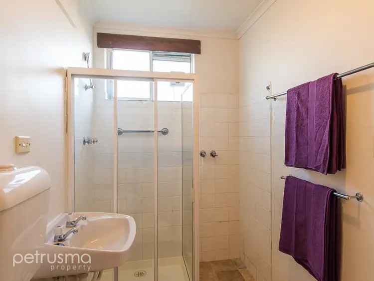 Sixth view of Homely unit listing, 4 / 177 Clarence Street, Howrah TAS 7018