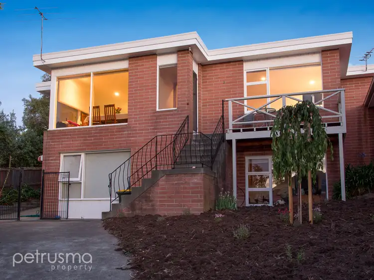 2/11a Victoria Esplanade, Bellerive TAS 7018
