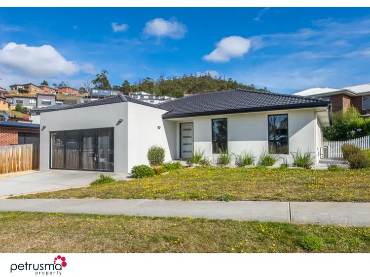 61 Branscombe Road, Claremont TAS 7011