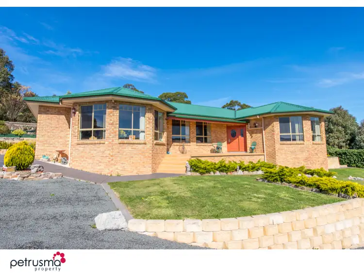 1 Glebe Road, New Norfolk TAS 7140