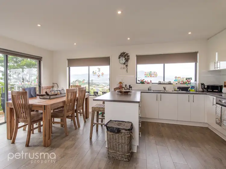 2/11 Ironbark Drive
