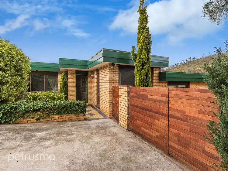 83 Clinton Road, Geilston Bay TAS 7015