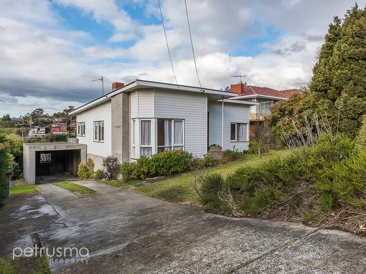 25 Corinda Grove, West Moonah TAS 7009