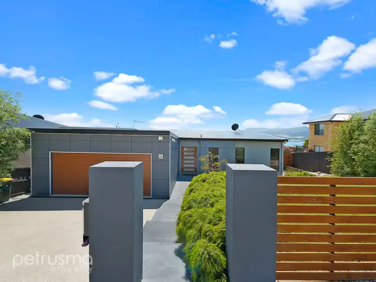 11 Travers Court, Claremont TAS 7011