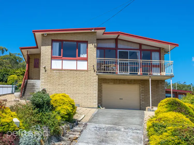 17 Tunah Street, Howrah TAS 7018