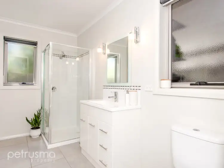 Sixth view of Homely house listing, 1/29-33 Moir Road, Kingston TAS 7050