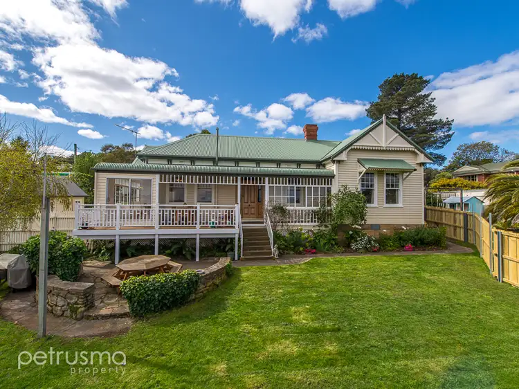 177 East Derwent Highway, Lindisfarne TAS 7015