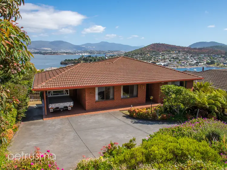 52 Loatta Road, Rose Bay TAS 7015