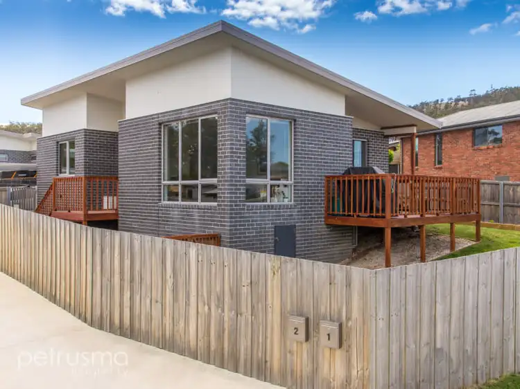 1/32 Mariah Crescent, Oakdowns TAS 7019
