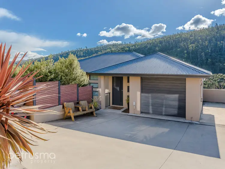 2/114 Currajong Street, Mornington TAS 7018