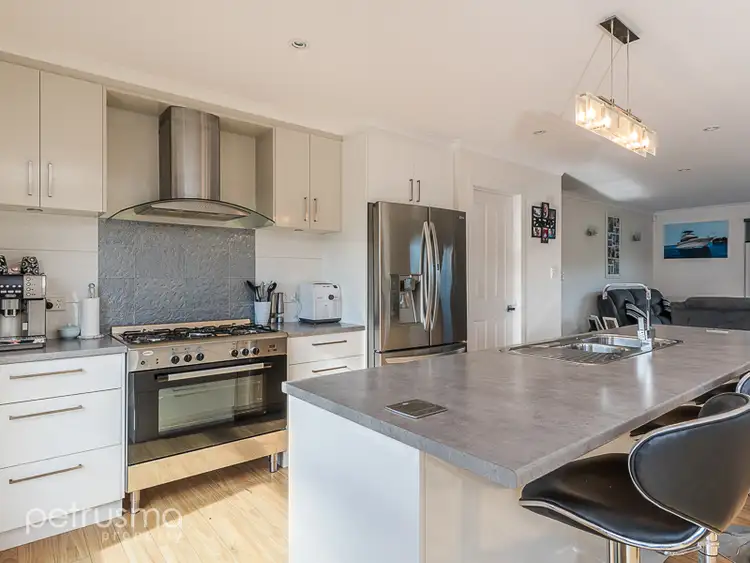 Fifth view of Homely house listing, 2 Vivalenett Close, Seven Mile Beach TAS 7170