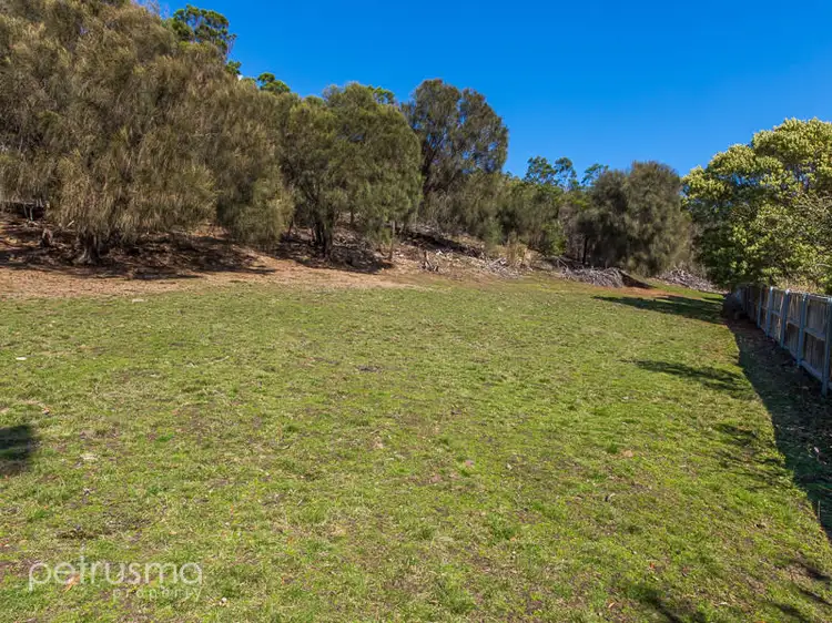 8 Jasanda Drive, Montrose TAS 7010