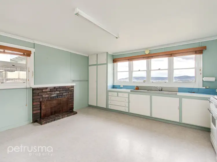 Fourth view of Homely house listing, 5 Karoola Rd, Lindisfarne TAS 7015