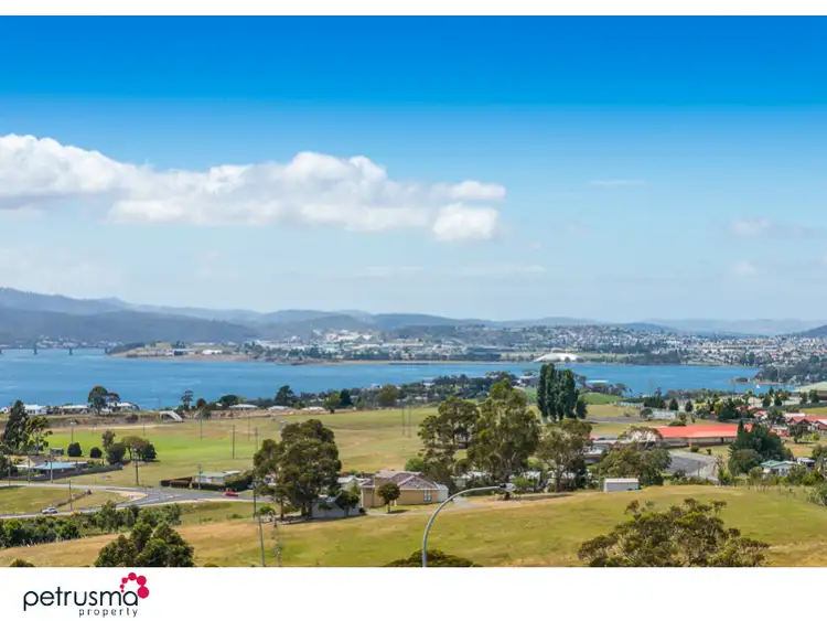 2/5 Ironbark Drive, Claremont TAS 7011