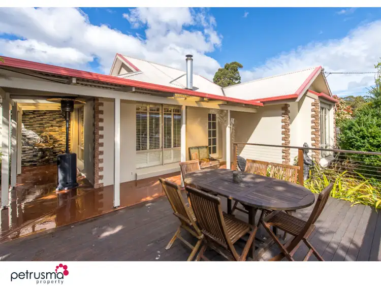22 Hutchins Street, Kingston TAS 7050