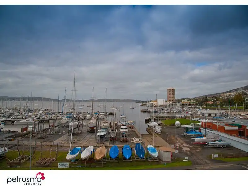 Main view of Homely unit listing, 5/52 Marieville Esplanade, Sandy Bay TAS 7005