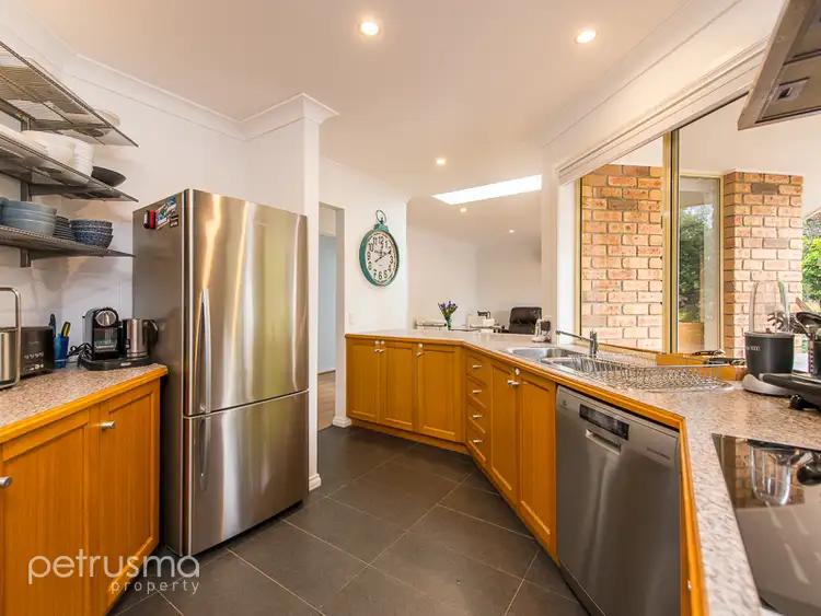 Fifth view of Homely house listing, 2 Ivory Court, Kingston TAS 7050