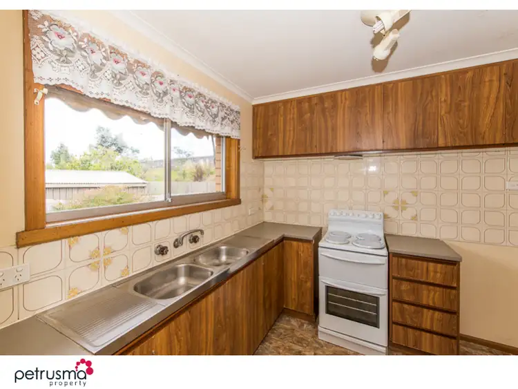 Fifth view of Homely villa listing, 2/437 Oceana Drive, Howrah TAS 7018