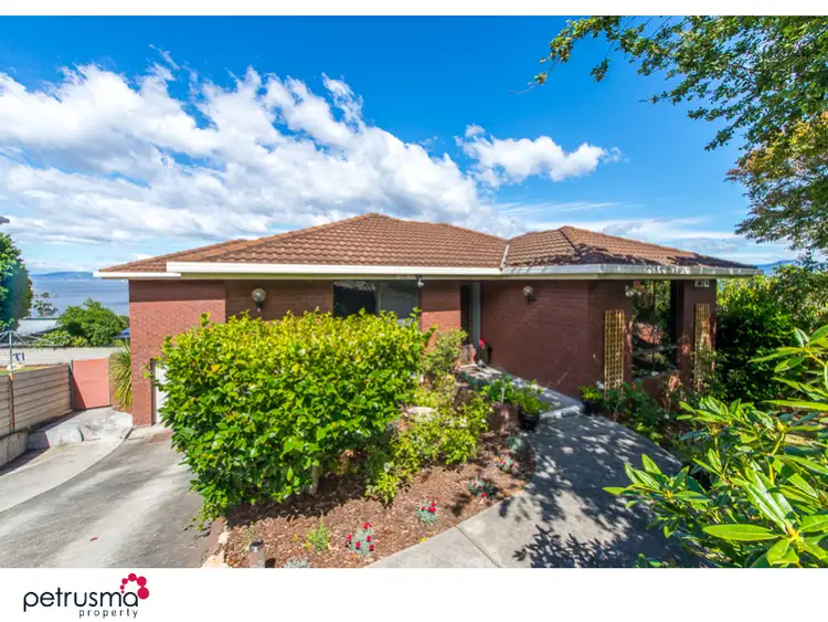 255 Carella Street, Howrah TAS 7018