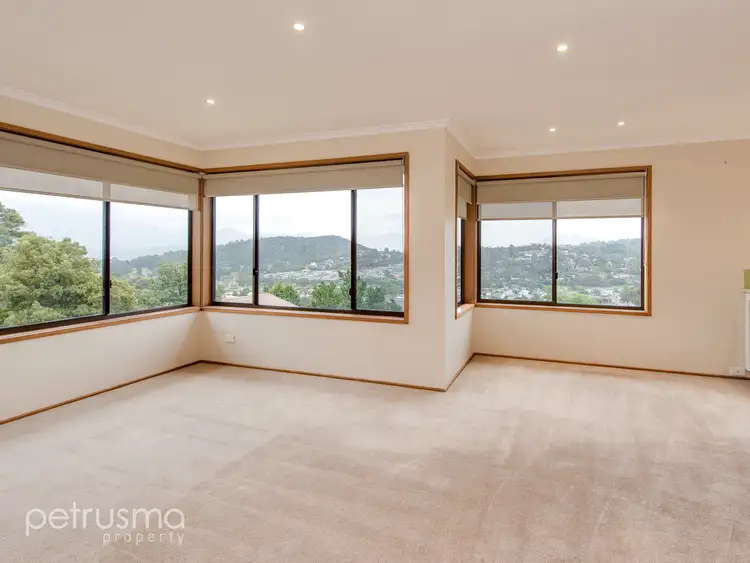 Fifth view of Homely villa listing, 2/2 Dawson Court, Mornington TAS 7018