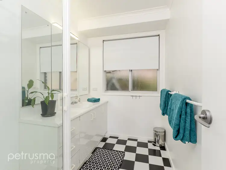 Fifth view of Homely house listing, 8 Namoi Place, Lenah Valley TAS 7008