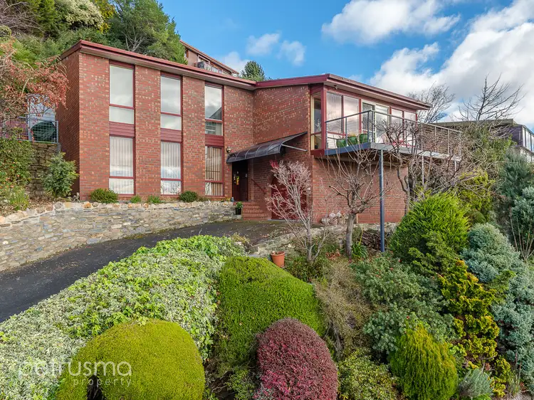 17 Edith Avenue, Sandy Bay TAS 7005