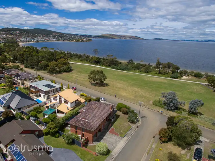 19 Salacia Avenue, Howrah TAS 7018