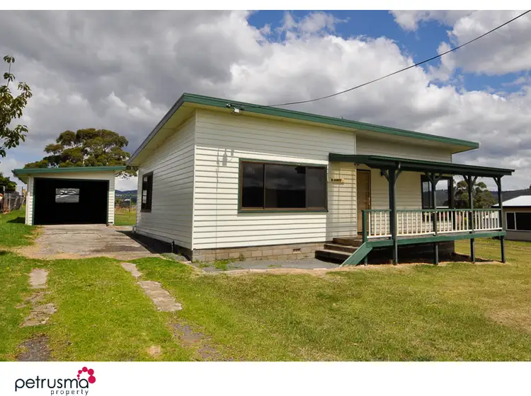 8 Roberts Street, Triabunna TAS 7190
