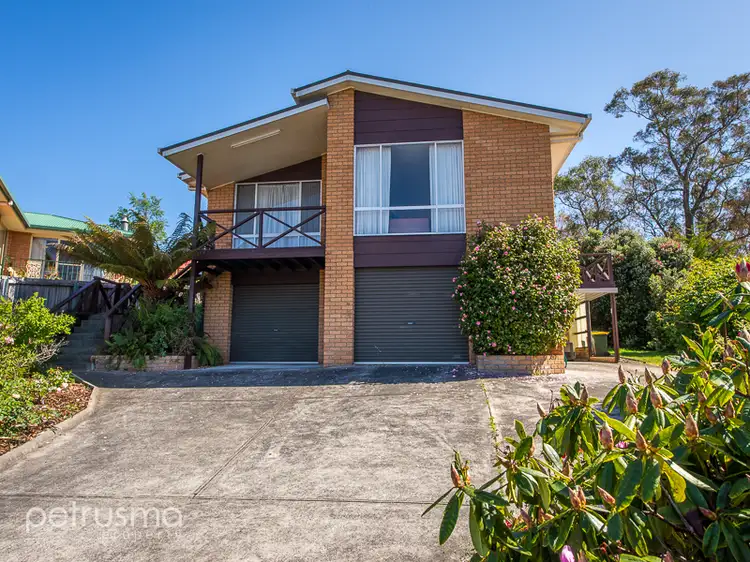 3 Jewel Court, Blackmans Bay TAS 7052