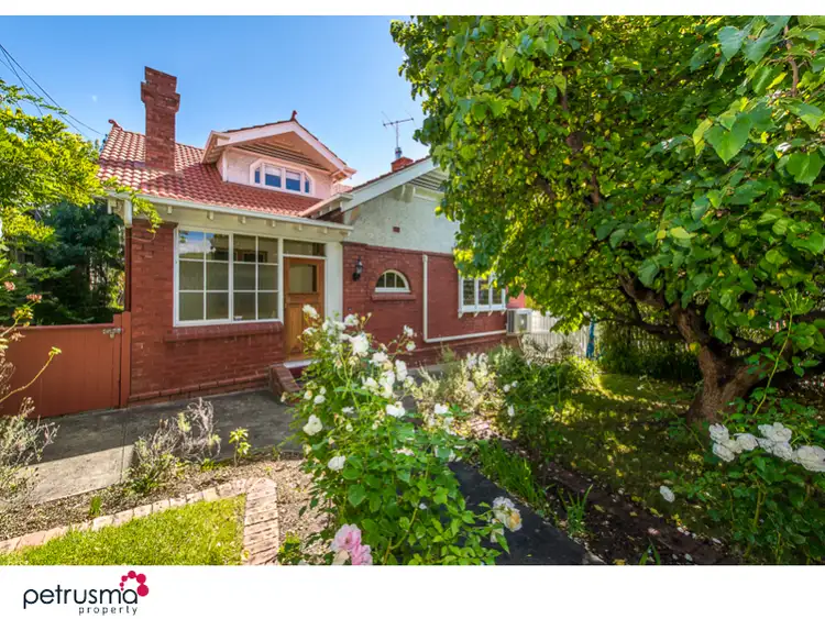 2 Clare Street, New Town TAS 7008