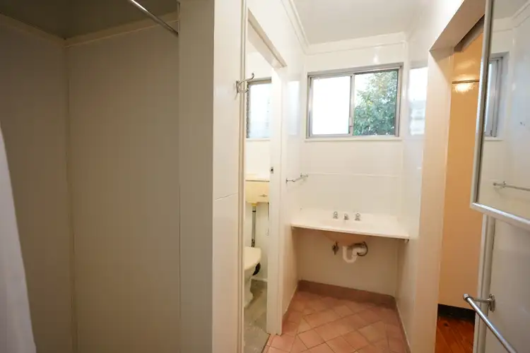 Fourth view of Homely studio listing, 8/8 William St, Newtown VIC 3220