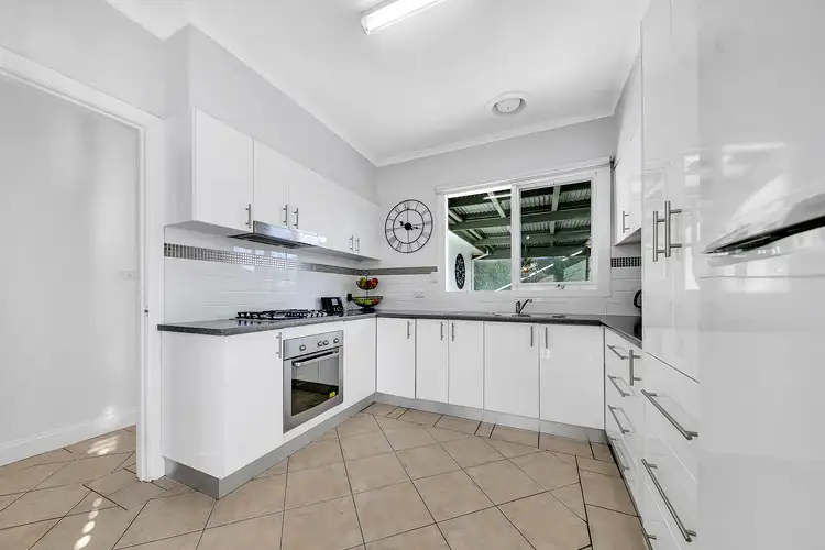 Fourth view of Homely house listing, 8 Hamlyn Ave, Hamlyn Heights VIC 3215