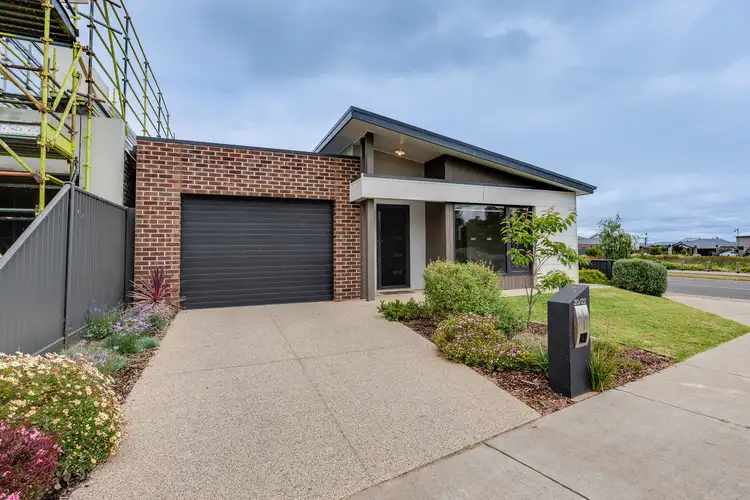 20-22 Capstan Crescent