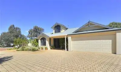 82 Peaceful Waters Drive, Barragup WA 6209