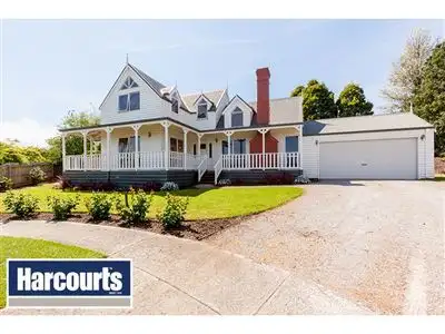 Main view of Homely house listing, 5 Gwinear Court, Warragul VIC 3820