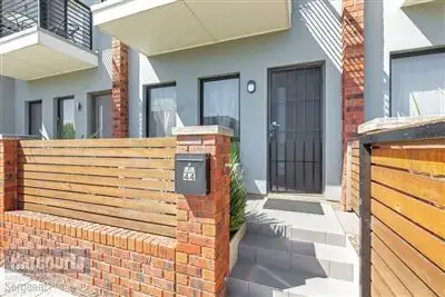 44 Cascades Drive, Mawson Lakes SA 5095